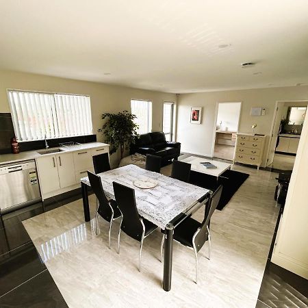 Apartamento Cross Roads Pokeno Exterior foto